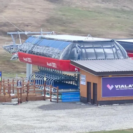 Alpine Escape With Charm Appartement *