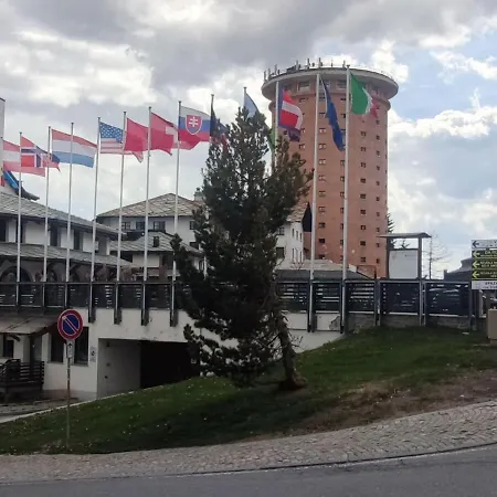 Alpine Escape With Charm Appartement