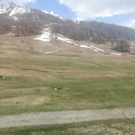 Alpine Escape With Charm Appartement *