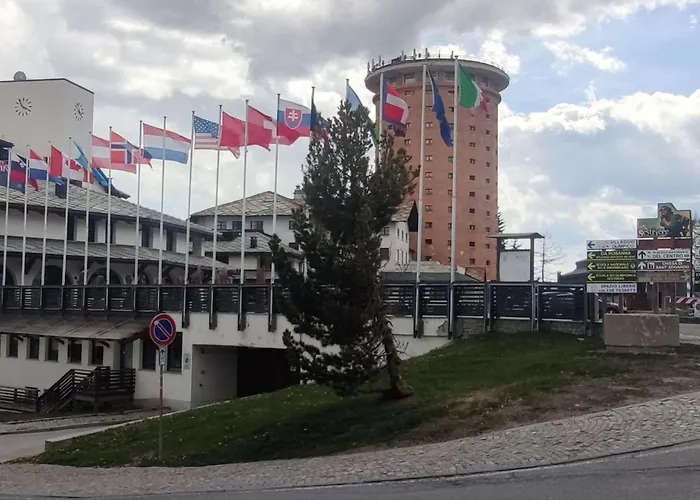 Large Heated Apartment Comfortable On The Slopes Apartment