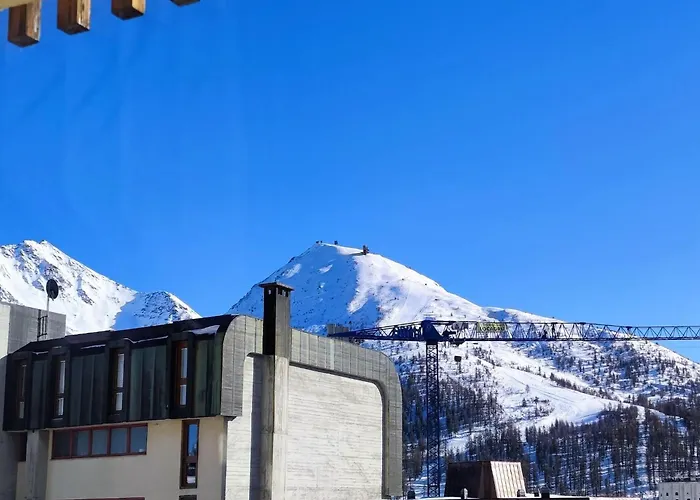 Daire Large Heated Apartment Comfortable On The Slopes Sestriere